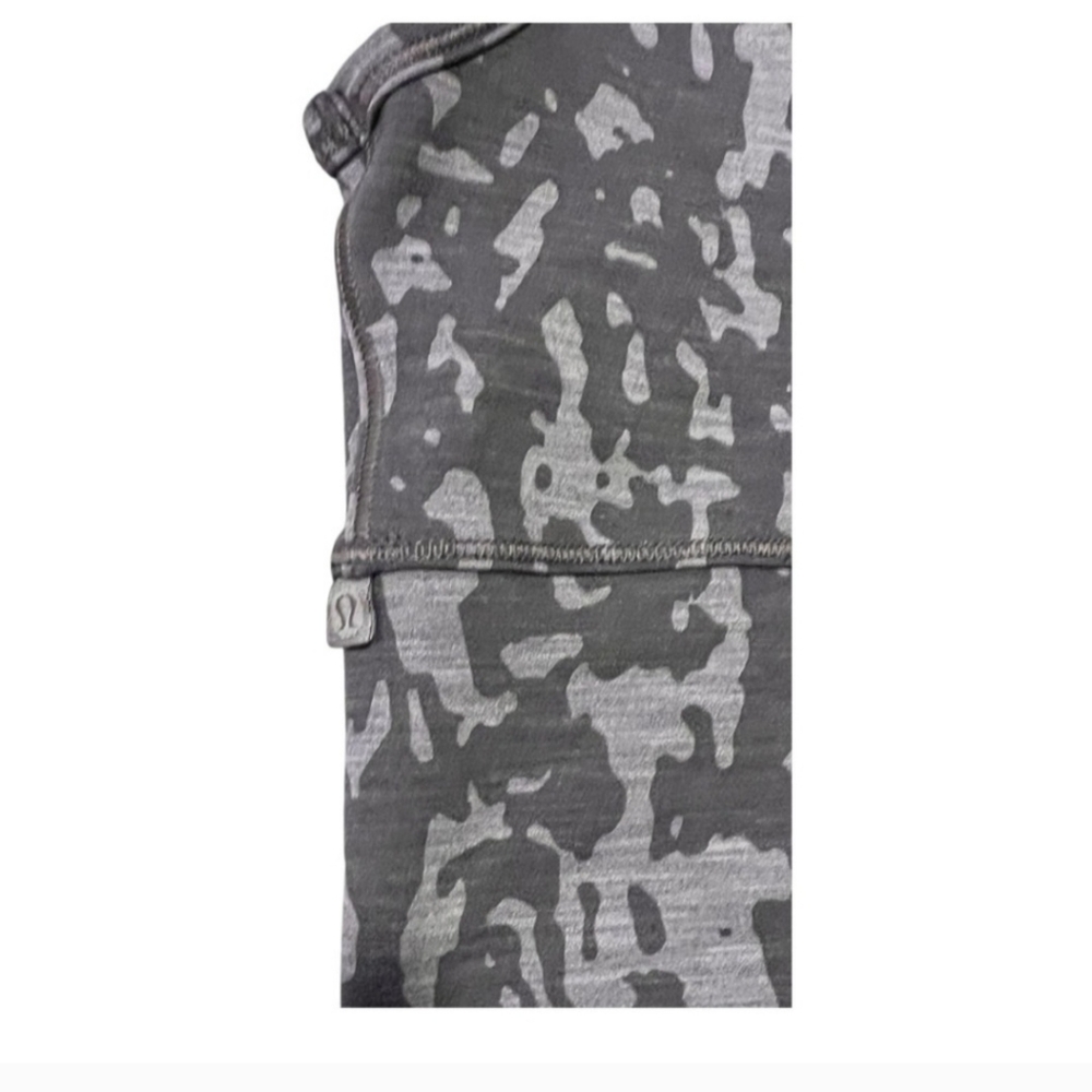 Lululemon Power Pivot Tank - Picture 4 of 4